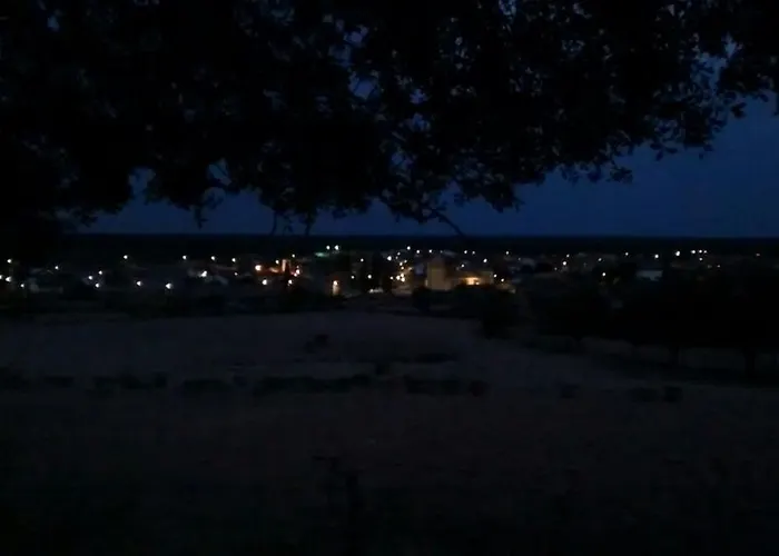 艾尔阿布罗旅馆 Carbellino