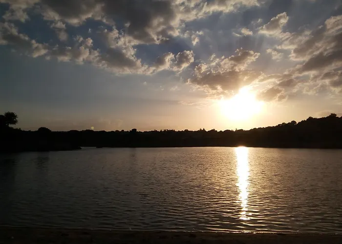 招待所 艾尔阿布罗旅馆 3*